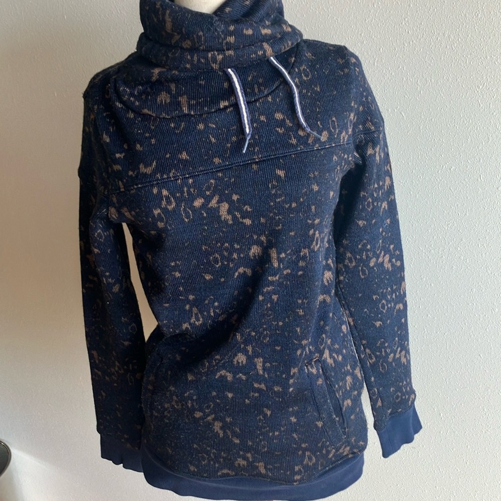 Cheetah Print Roxy Jacket With High Neck - image 1